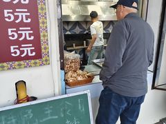 -劳动公园新疆人烤腰子