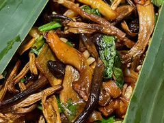 -蜗牛小馆醉乡民谣云南菜(惠新西里店)