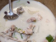 -滇香肴·云南菜蒸汽石锅鱼(云南北路店)