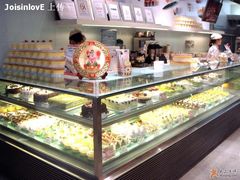 柜台-面包新语(KKMALL京基店)