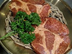 丹麦黑猪梅花-本炙炭烤·蒲烧活鳗料理店(金沙洲店)