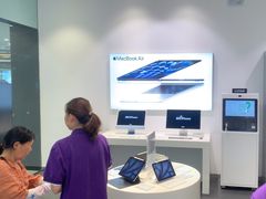-Apple授权专营店(宝山万达店)