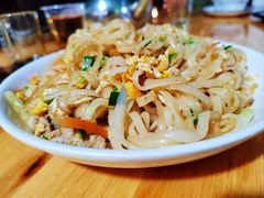 -宏兴烤鱼山庄(宣恩总店)