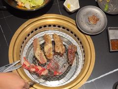 -山川小町·极番烧肉(新地假日广场店)