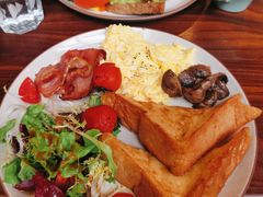 法式煎吐司早午餐-VESH COFFEE(定西路店)