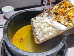 -野·大山里野生菌石锅土鸡(益田假日店)