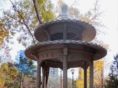 -玲珑塔公园