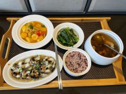 -臻康乃馨月子中心(集美店)