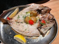烤海鲈鱼-C&R西班牙餐厅