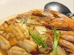 东海三鲜红烧-荣小馆(安达仕店)