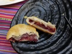 -香巴拉云南餐厅(华莱坞店)