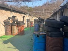 -东湖小天池真人CS彩弹野战基地