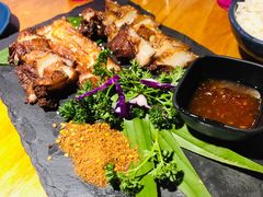 纳西烤山猪-觅山云南菜(泊富ICITY店)