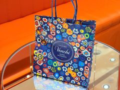 -VENCHI 闻绮(上海佛罗伦萨小镇店)