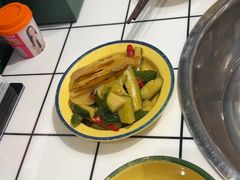 -晓彭肥肠鸡·泡椒鸡火锅(水木天地店)