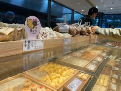 面包甜点陈列柜-泸溪河桃酥(西直门凯德店)