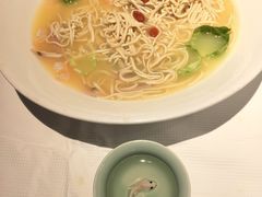 -桂满陇·蟹黄小笼汤包(环球港店)