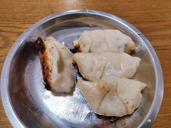 -黄阿姨锅贴大王(万航渡路店)