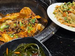 -地主大院铁锅炖(创业街店)