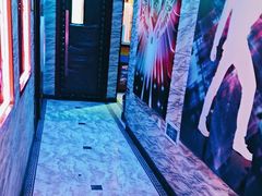 -路边边地标烧烤·川菜·小龙虾·音乐酒馆(良乡长虹店)