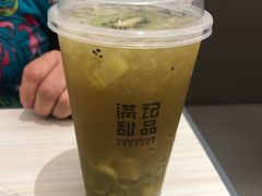 奇遇乌龙鲜果茶-满记甜品(日月光二店)