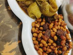 油焖尖椒拼酱豆-张包铺(道外店)