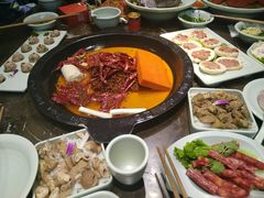 -红九格老火锅(三峡广场店)