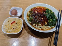 -三好食堂(煎饺·馄饨·肉饼米线·盛世广场店)