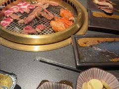 -铭牛烧肉·和牛海鲜自助(高新月牙湖店)
