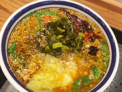 -云阿蛮云南生烫牛肉米线(奉贤路店)