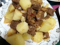 土豆牛肉-口口香小吃店