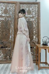 -Lady  Jane高端婚纱礼服馆