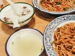 特色鸡蛋肉丝炒粉-赣南粉局·江西小炒·锅气炒粉(人民广场店)