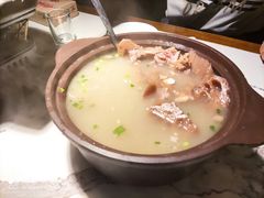 -小凤庭·地道湖北菜武昌鱼·藕汤(38年黄鹤楼店)