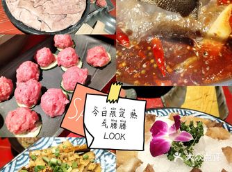 地道四川鸭血豆腐火锅，快来品尝一下。