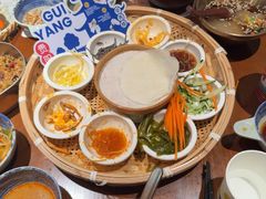 -包整·丝娃娃(甲秀楼景观店)