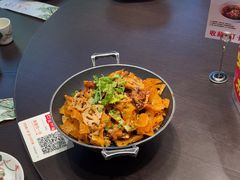 -川流不息·地道川菜·小龙虾(松东路店)