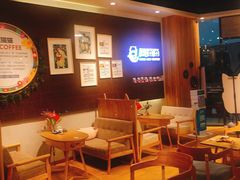 -藏猫猫咖啡主题馆(中央大道店)