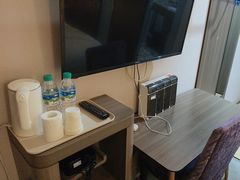 -简洛澜山酒店(武汉光谷步行街店)