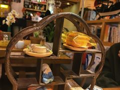 -月亮眼花园餐厅书吧酒吧