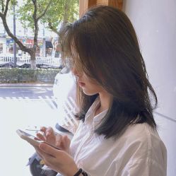 -蘑菇发型