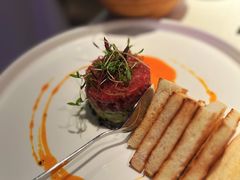 牛肉塔塔配牛油果黑橄榄酱-Solo(衡山路店)