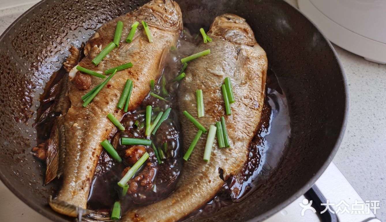 五一大菜红烧黄鱼，烧了这道菜，餐桌上就有了亮点