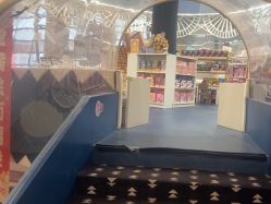 -奈尔宝家庭中心·亲子餐厅(宝安店)