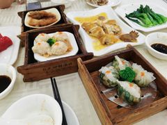 -巨元河鲜酒楼·清远特色菜名店(英德店)