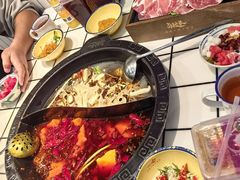 -卤校长重庆火锅(恒隆广场店)