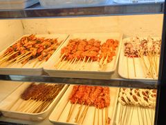 -哈尔滨小酒馆·鲜肉现穿自助烧烤(康新花园店)
