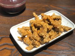-爆炸头阿姨小四川正宗川味小吃(无任何分店)