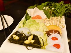 -小天鹅火锅·一线江景洪鼎旗舰店(洪崖洞店)