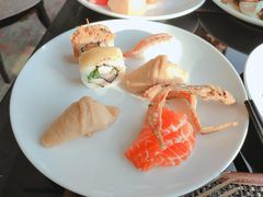 -怡豪大饭店·银顶旋转餐厅